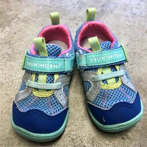 Tsukihoshi size 6 toddler shoes